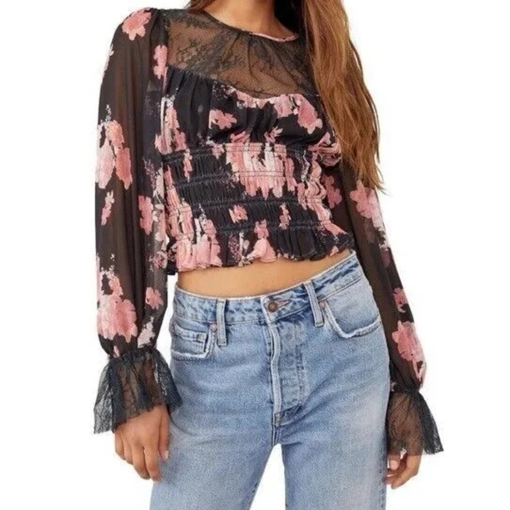 FREE PEOPLE DAPHNE BLOUSE EMBROIDERED LACE FLORAL CROP TOP Size XS NWT